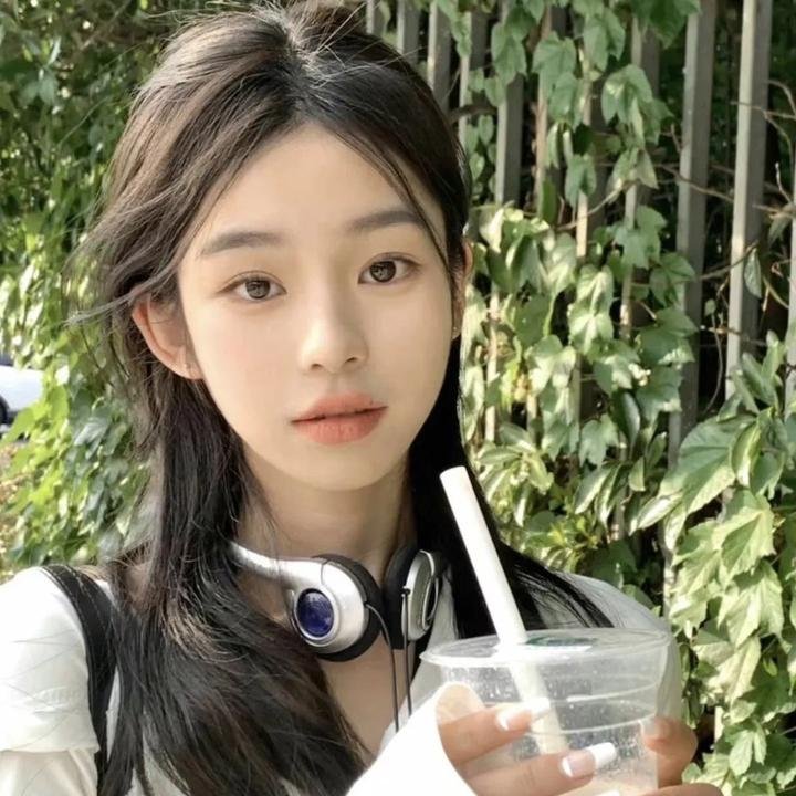 女世子
